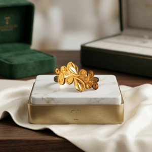 Exquisite Floral Gold Ring